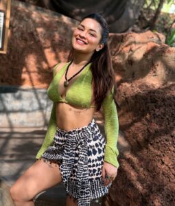 Avneet Kaur Age, Height, Net Worth, Family, and More Bio